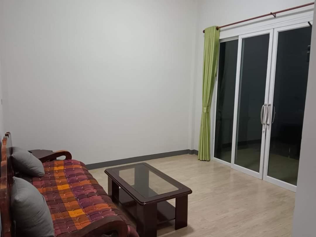 Maruay Hotel สุราษฎร์ธานี ภายนอก รูปภาพ
