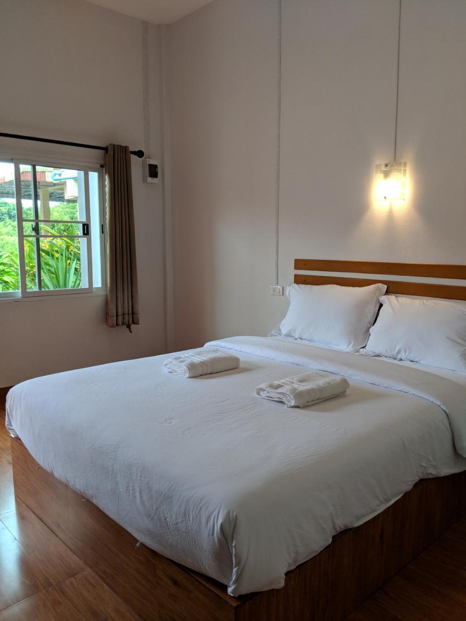 Maruay Hotel สุราษฎร์ธานี ภายนอก รูปภาพ