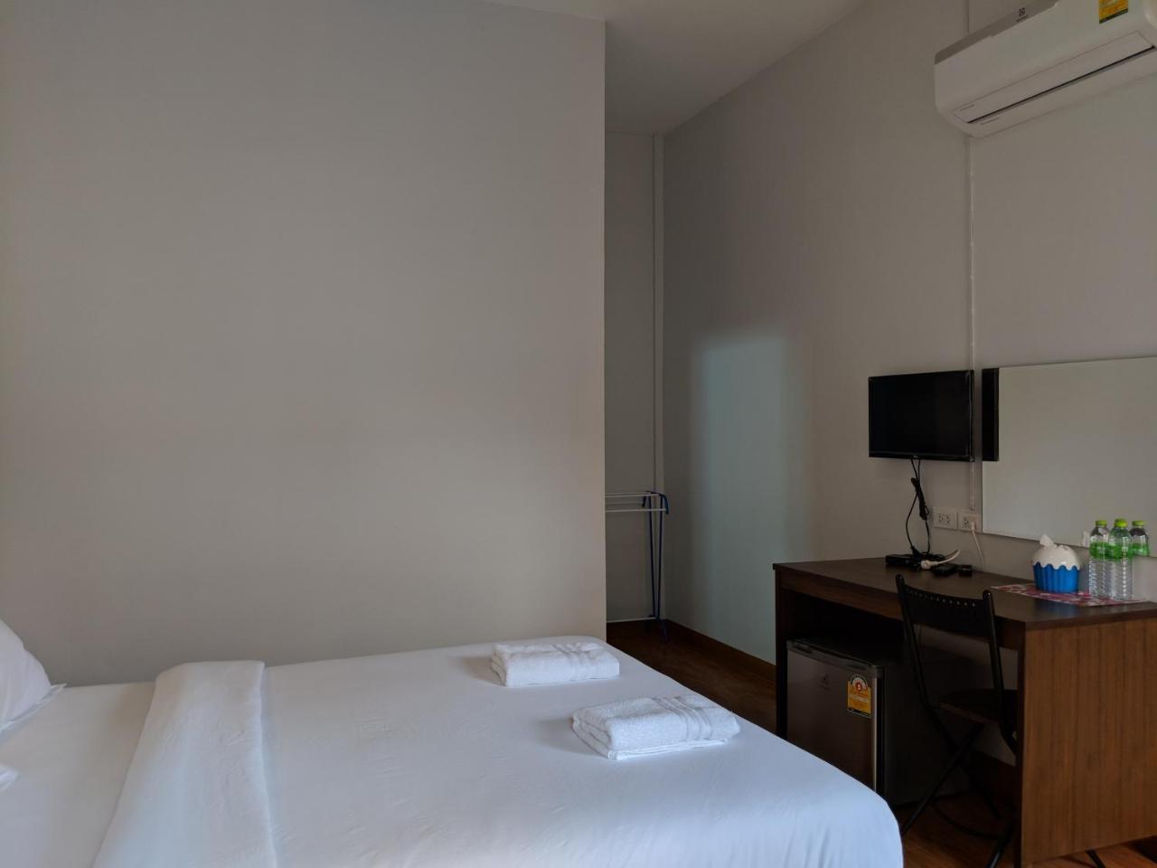 Maruay Hotel สุราษฎร์ธานี ภายนอก รูปภาพ