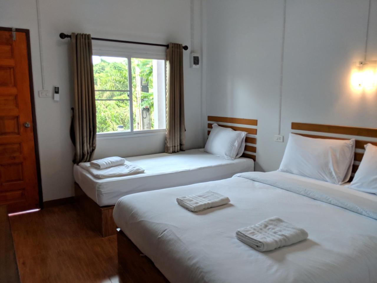 Maruay Hotel สุราษฎร์ธานี ภายนอก รูปภาพ