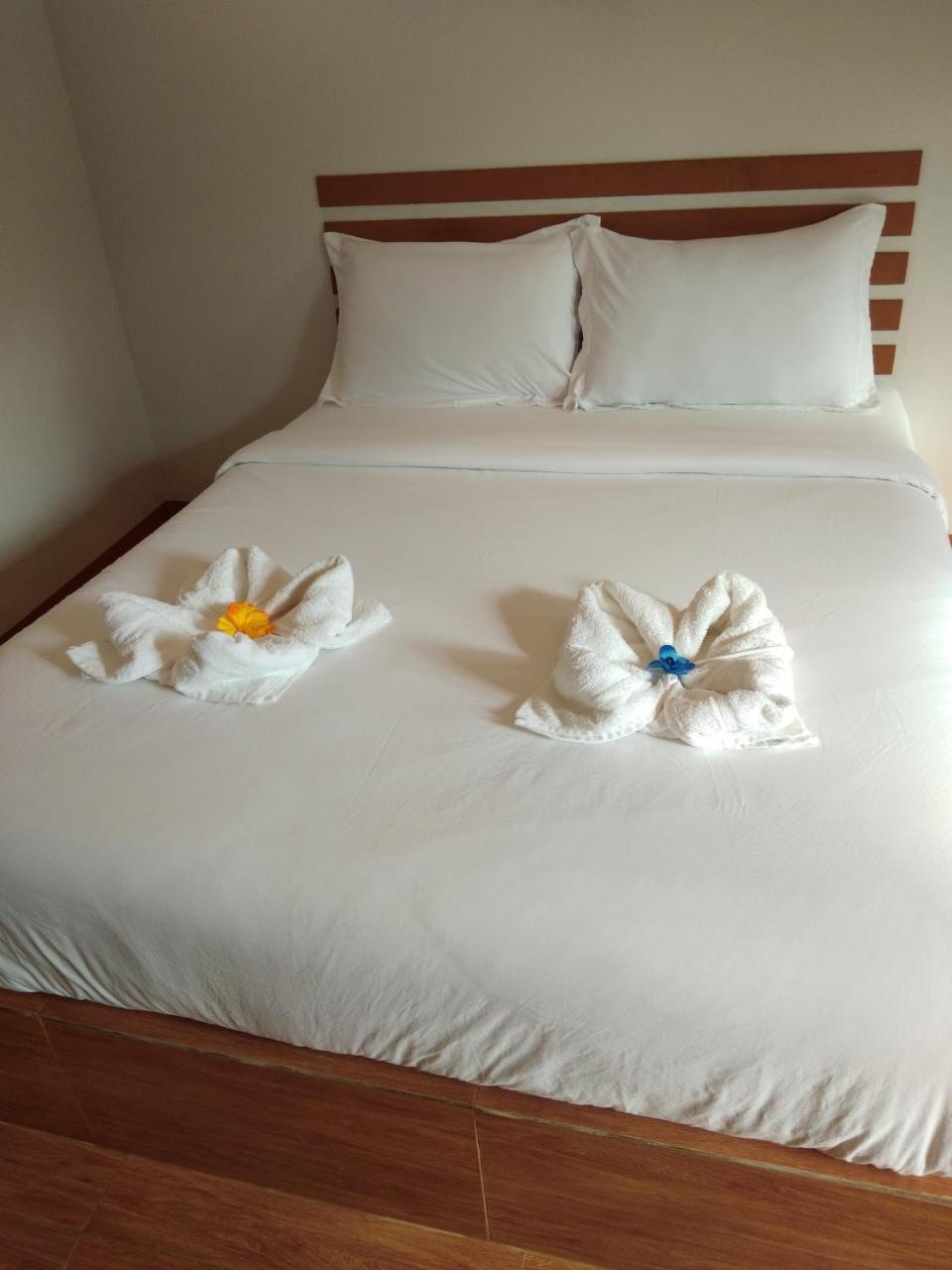 Maruay Hotel สุราษฎร์ธานี ภายนอก รูปภาพ